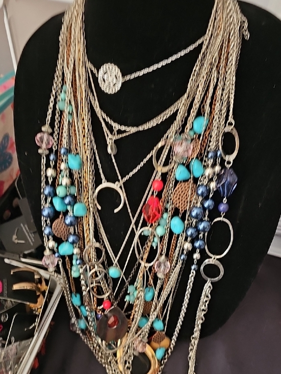 paparazzi Jewelry - JEWELRY PIECES COMING SOON!